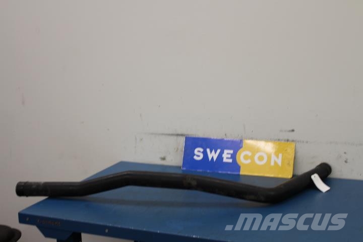 Volvo A35D Kylsystem rör och slangar Radiatoren