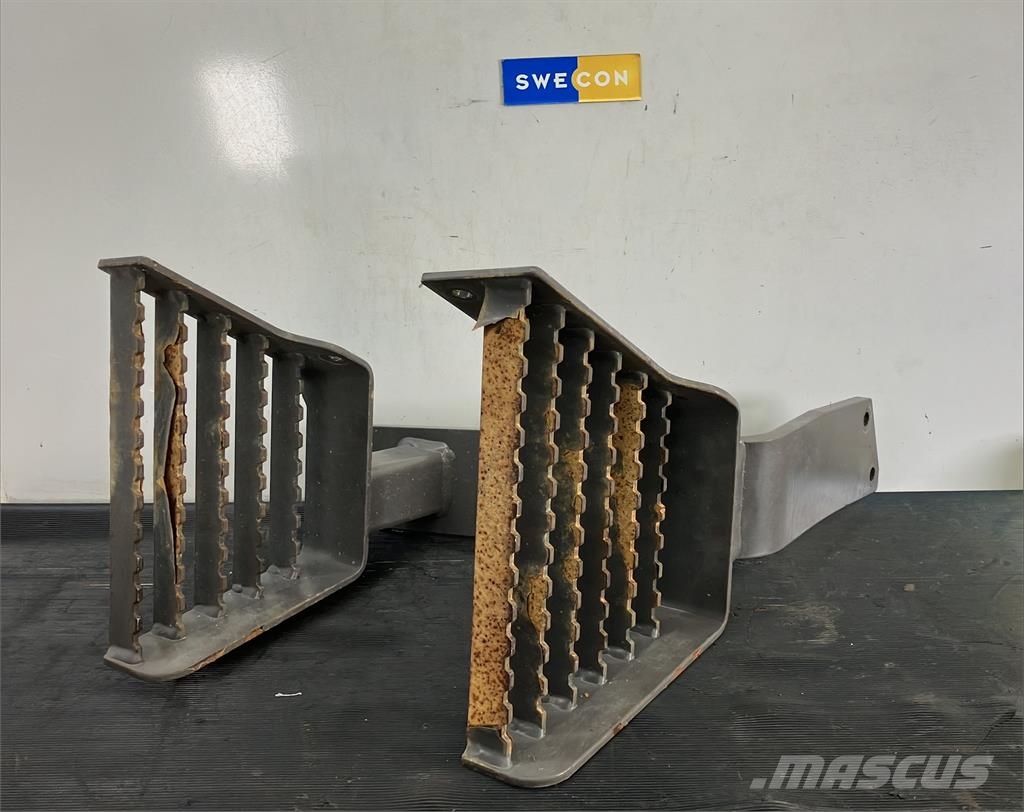 Volvo A45G FOTSTEG Chassis and suspension