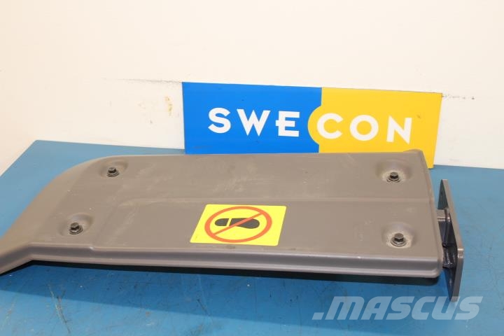 Volvo ATT Bakskärm Chassis