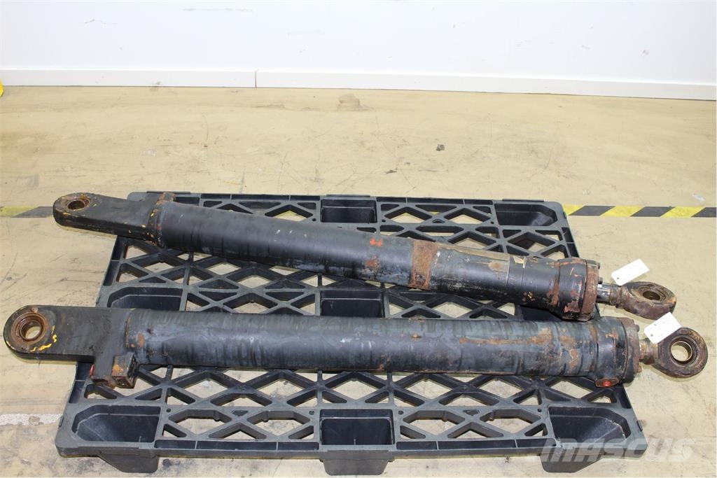 Volvo BM 4300 HYDRAULCYLINDER 其他组件