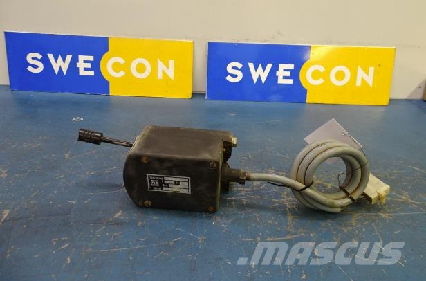 Volvo BM 5350 SHIFT LEVER Kabīnes un interjers