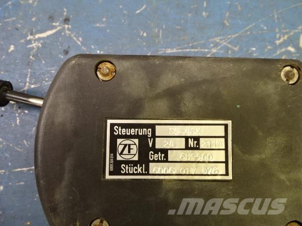 Volvo BM 5350 SHIFT LEVER Kabīnes un interjers