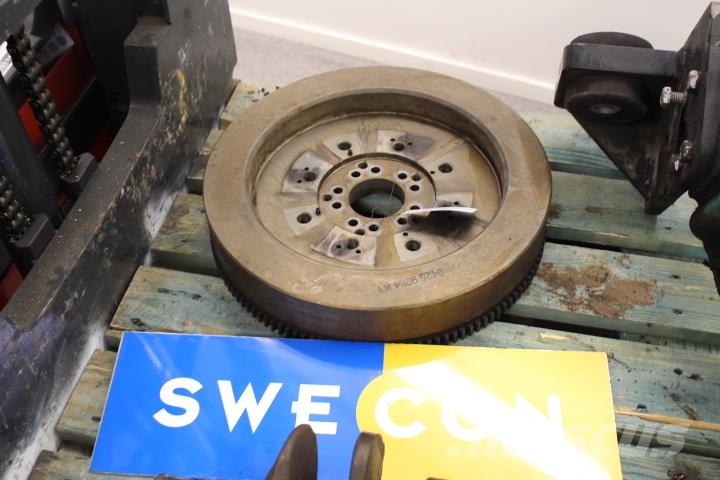 Volvo EC210B Motor svänghjul Varikliai