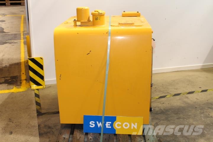 Volvo EC240BLC Bränsletank Muud osad