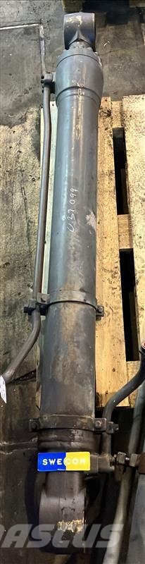 Volvo EC240BLC BUCKET CYLINDER Muud osad