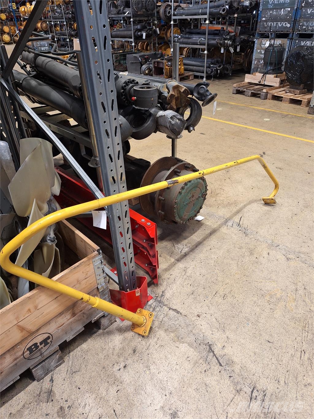 Volvo EC240BLC HANDRAIL_WA LOW Chassis and suspension