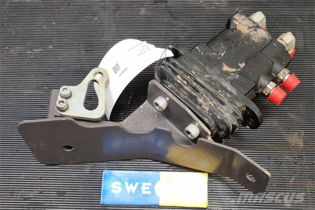 Volvo EC240CNL PEDAL 유압식 기계