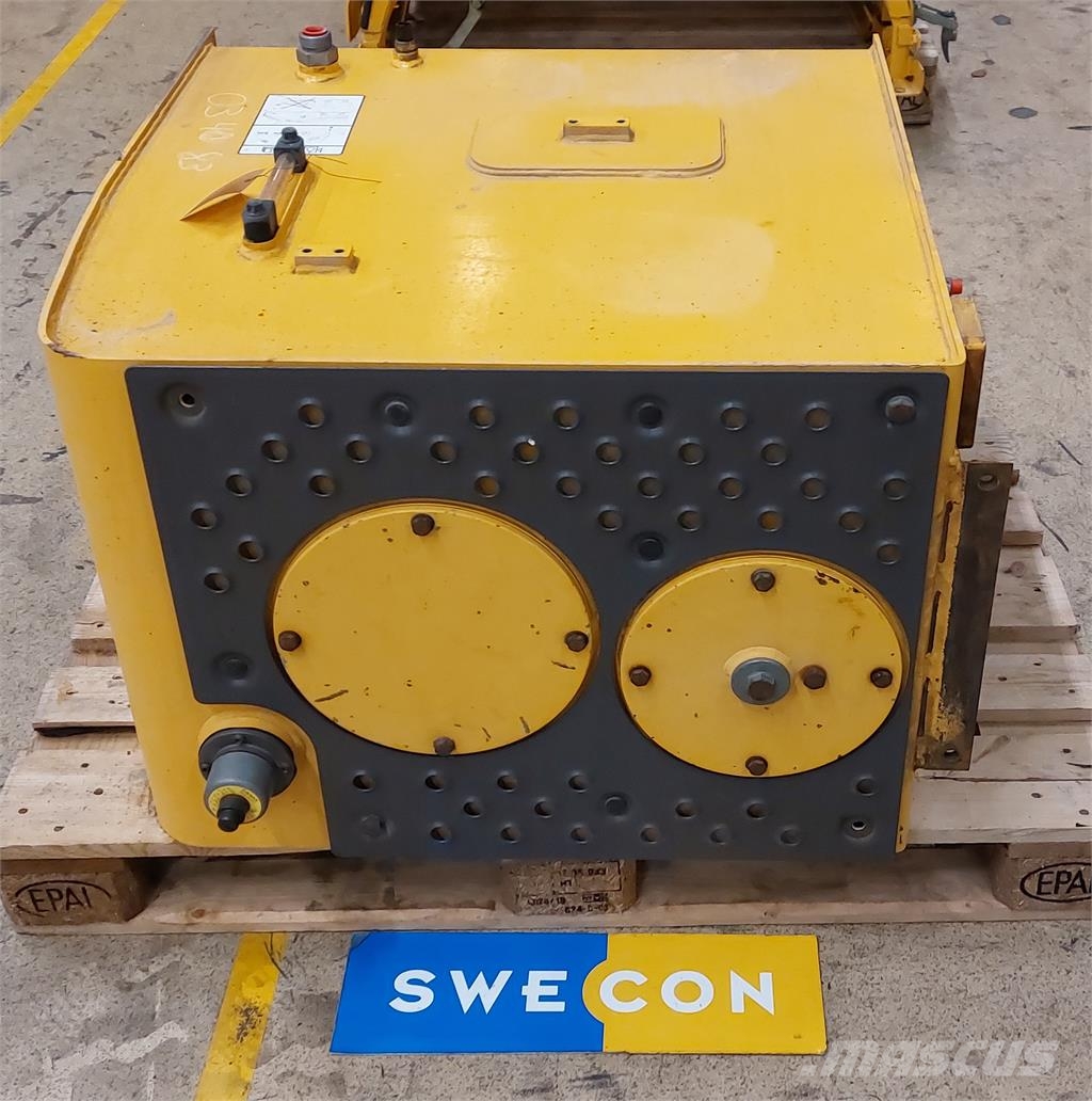 Volvo EC250DL TANK Hidráulicos