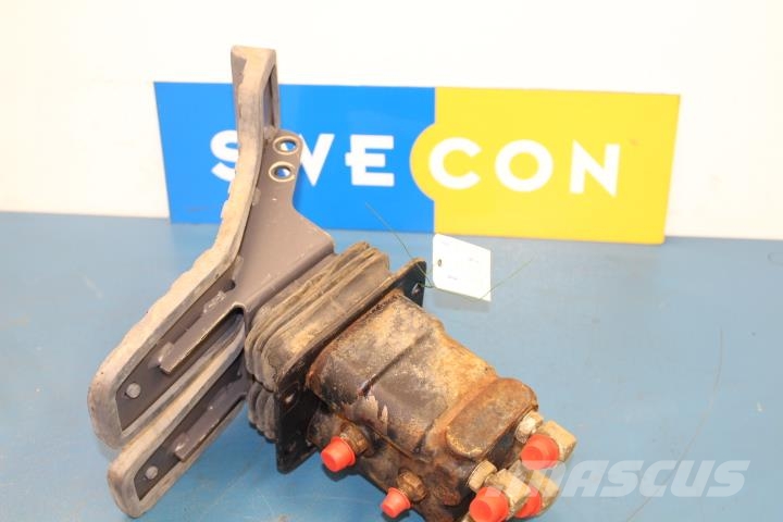 Volvo EC290BNLC PEDAL 液压