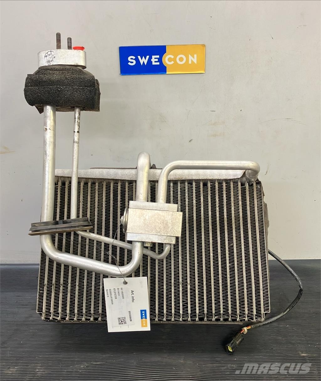 Volvo EC300DL EVAPORATOR 散热器