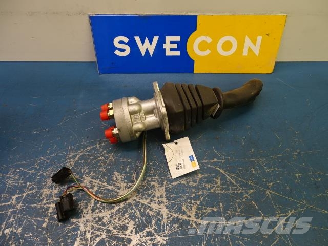 Volvo EC300DL FJÄRRKONTROLLVENTIL INKL. SPAK Hydraulik