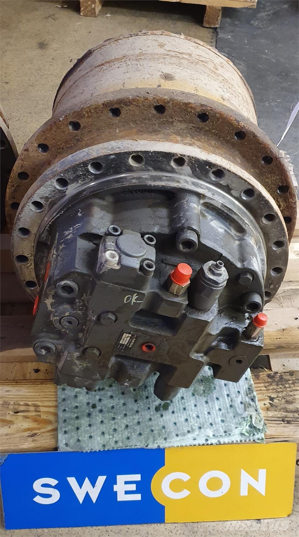 Volvo EC300DL KÖRMOTOR シャーシ及びサスペンション