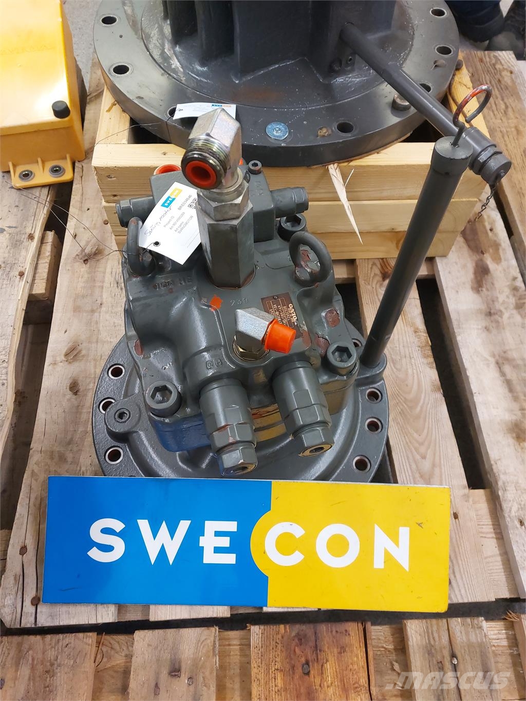 Volvo EC300DL SVÄNGMOTOR Važiuoklė ir suspensija
