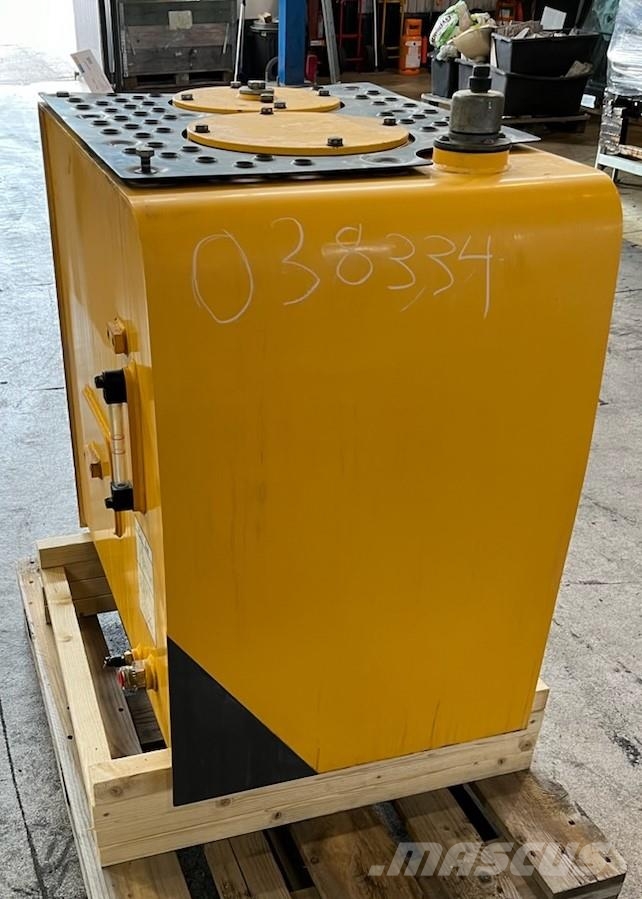 Volvo EC300DL TANK Hidráulicos