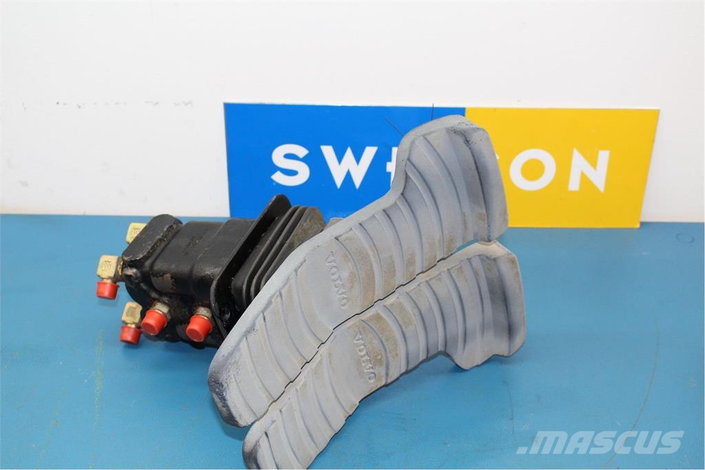 Volvo EC360BLC PEDAL 液压