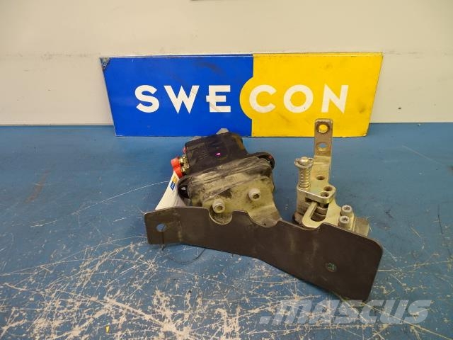 Volvo EC380DL PEDAL Hidráulicos