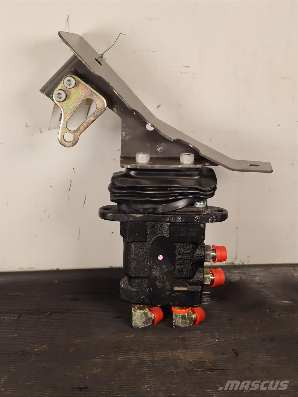 Volvo EC380DL PEDAL Hydrauliikka