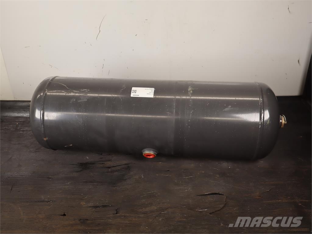 Volvo EC380DL TANK Bromsar
