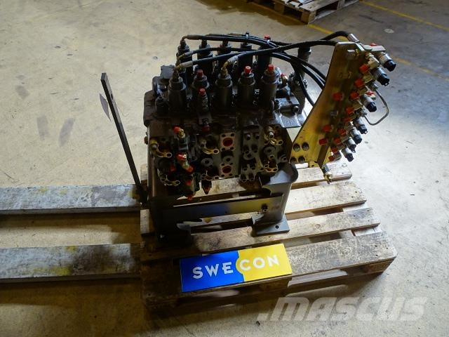 Volvo EC380EL Manöverventil Hidráulicos