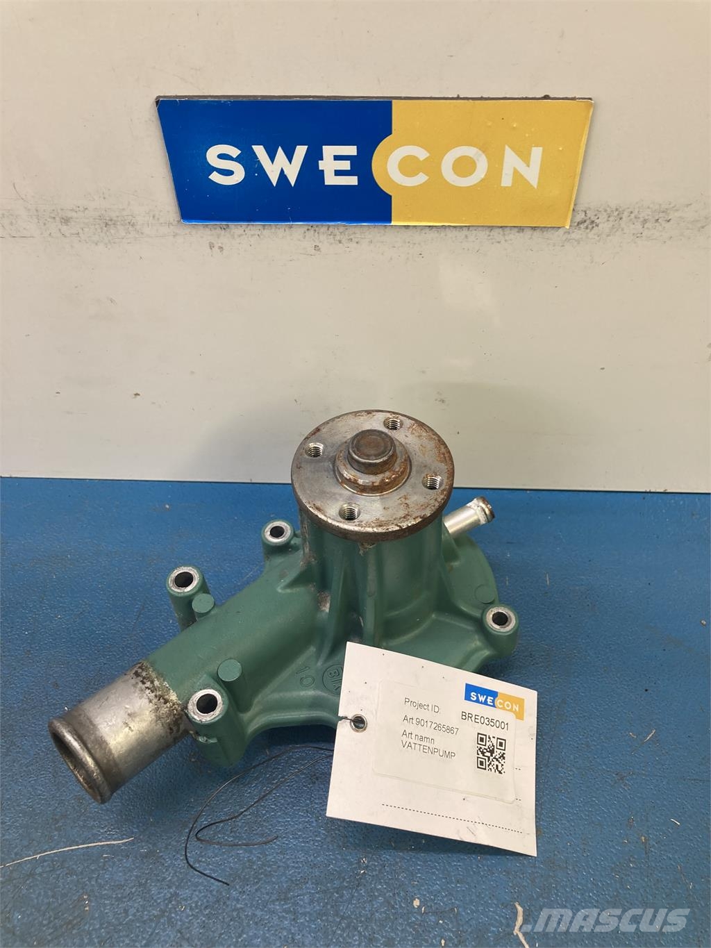 Volvo ECR25D VATTENPUMP Radijatori