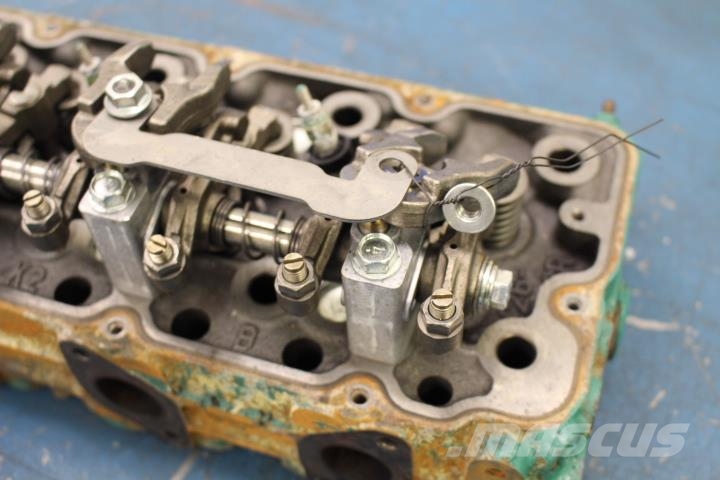 Volvo ECR88D Motor cylinderhuvud Motorok
