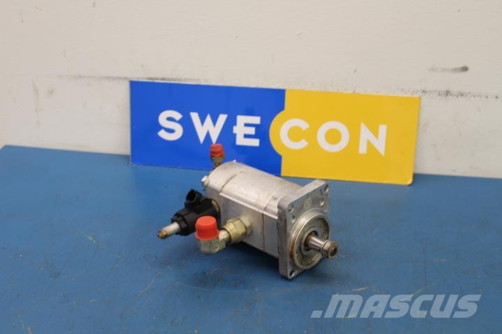 Volvo EW140B Kylsystem fläkt 散熱器/水箱