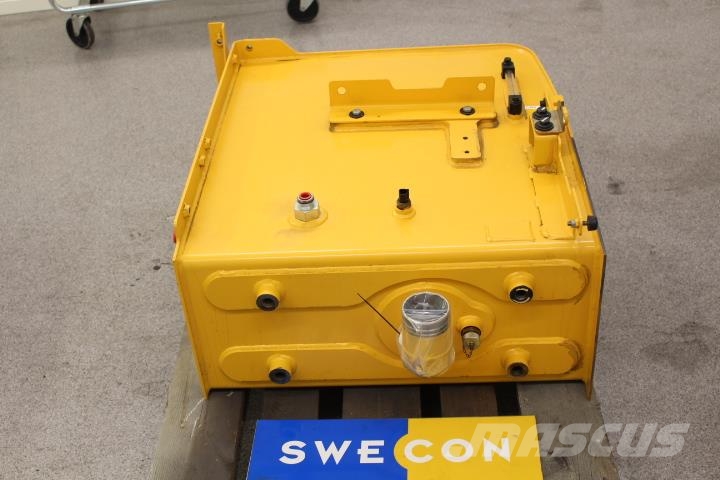 Volvo EW140D Hydraultank Hidraulikos įrenginiai