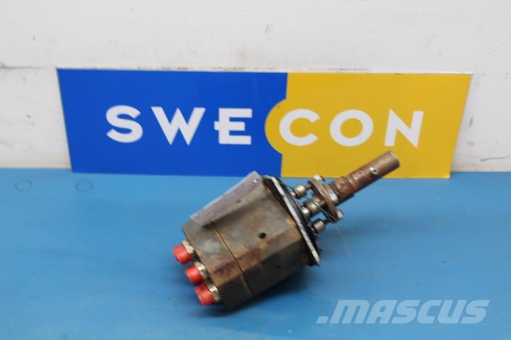 Volvo EW150C MANÖVERTRYCKSVENTIL 液压