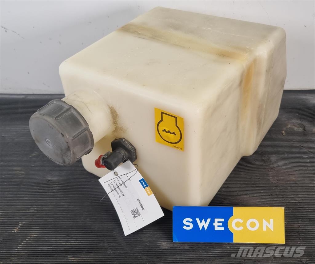Volvo EW160 EXPANSIONSTANK 散熱器/水箱