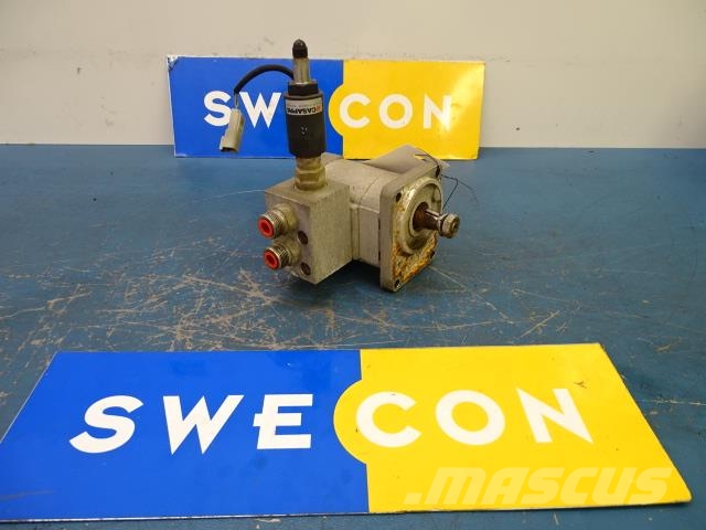 Volvo EW160 FLÄKTMOTOR Радиатори
