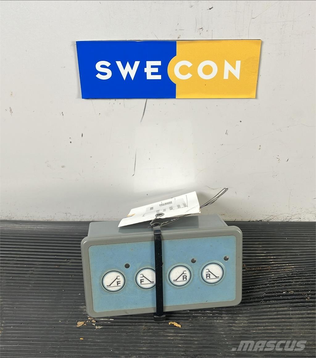 Volvo EW160 MANÖVERPANEL Electronics