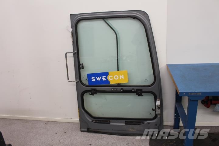 Volvo EW160B Dörr vänster Alusta ja jousitus