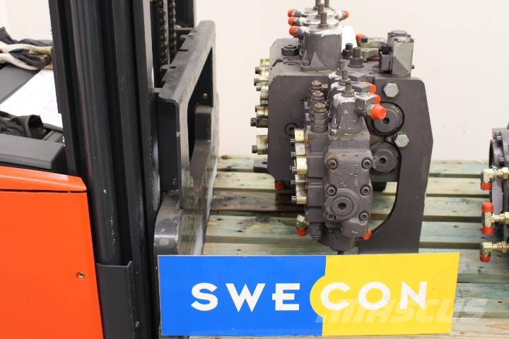 Volvo EW160B Hydraul Manöverventil Hidraulikos įrenginiai