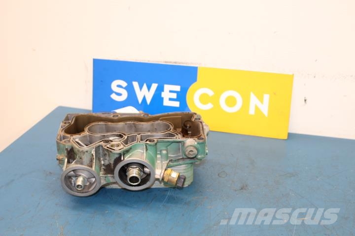 Volvo EW160B Motor oljekylarhus Ďalšie komponenty