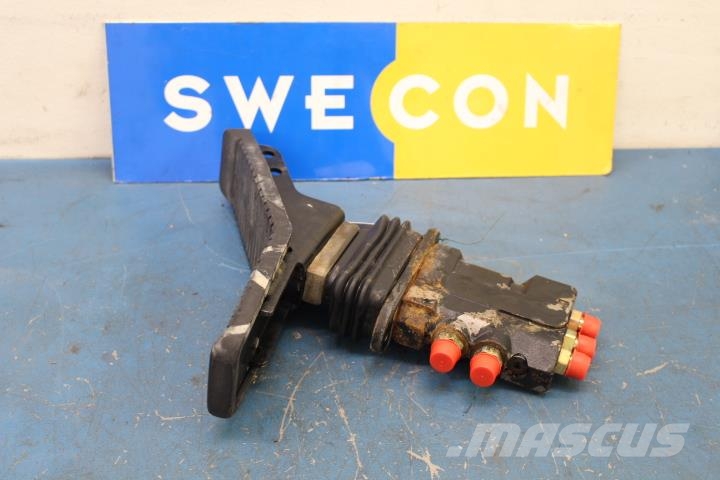 Volvo EW160B PEDAL Hidráulicos
