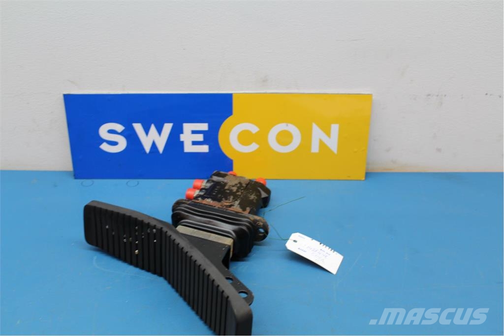 Volvo EW160B PEDAL Hydraulics