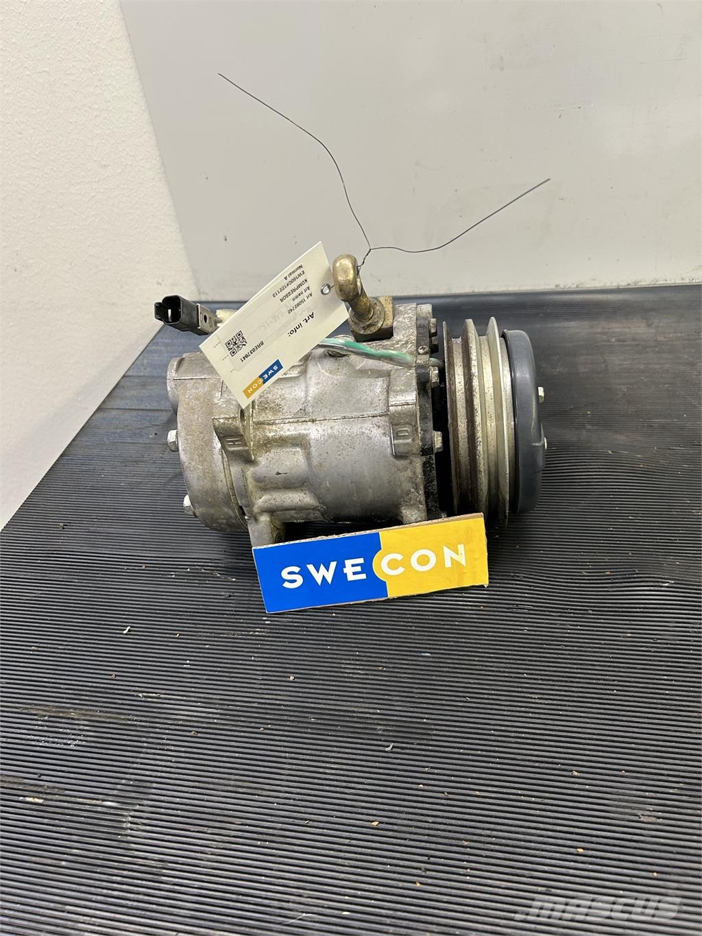 Volvo EW160C KOMPRESSOR 散热器