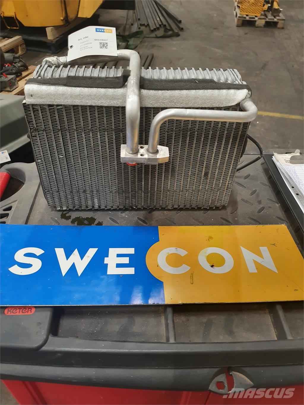 Volvo EWR150E EVAPORATOR 散热器