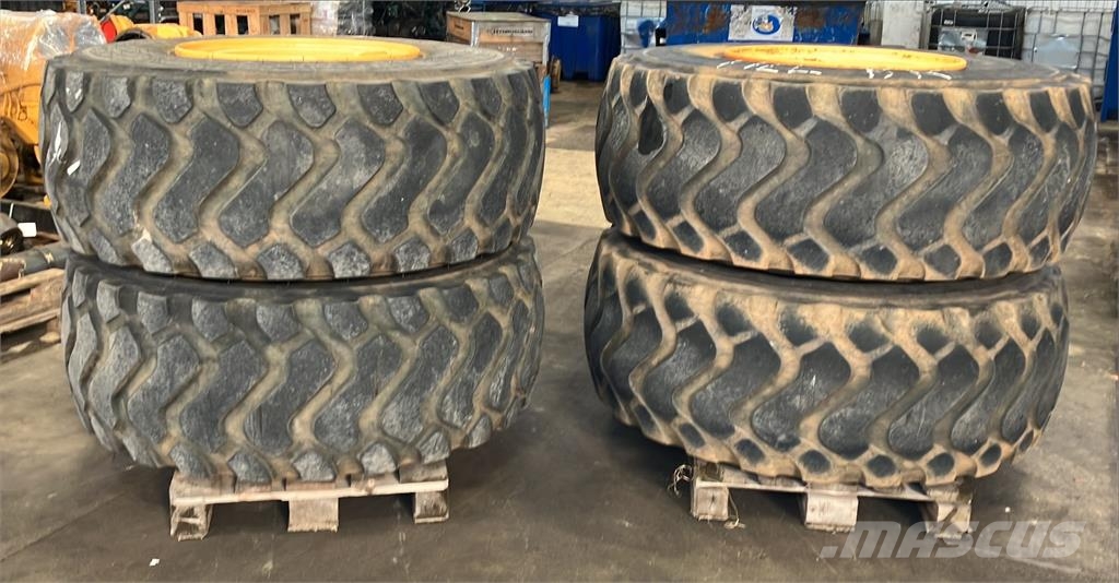 Volvo HJUL 23.5R25 MICHELIN XHA2 Renkaat ja vanteet