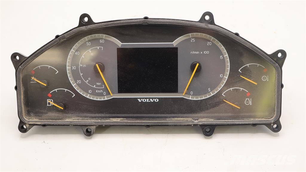 Volvo INSTRUMENTKLUSTER إلكترونيات