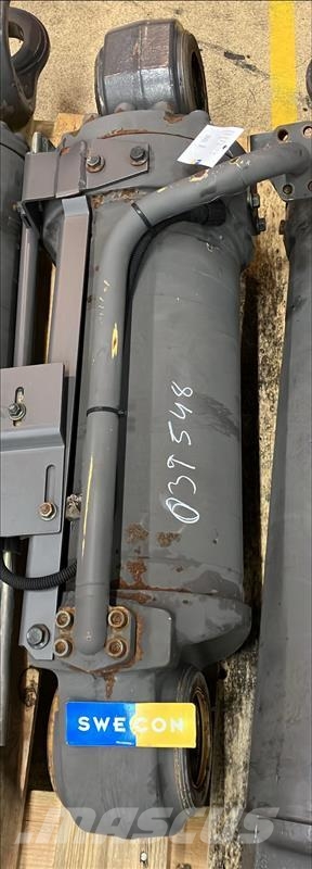 Volvo L110E HYDRAULCYLINDER Muud osad