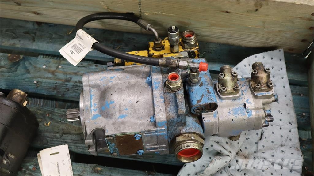 Volvo L120 Hydraulpump Andere Zubehörteile