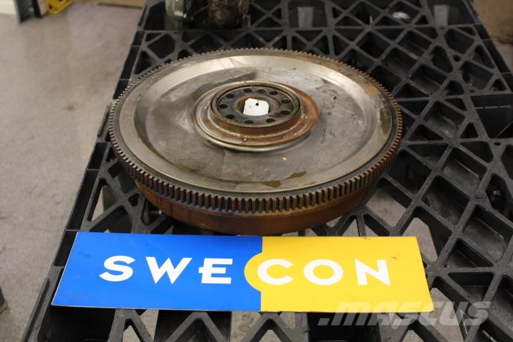 Volvo L120C Motor svänghjul Двигуни