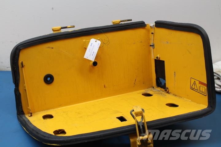 Volvo L120E Batterilucka Chassis