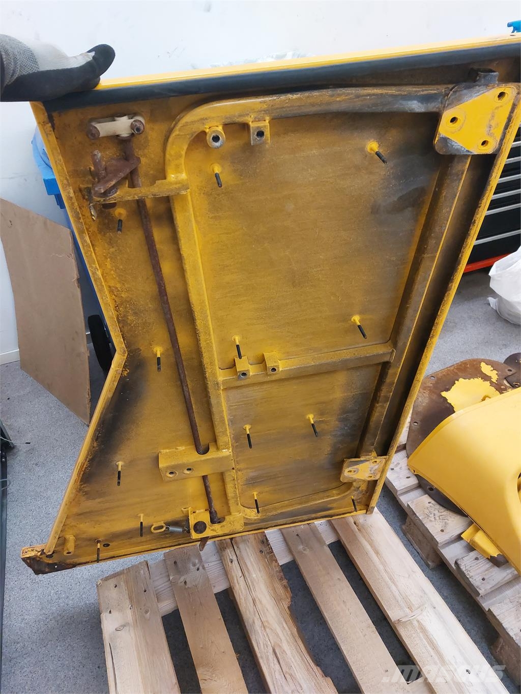 Volvo L120E SIDOLUCKA Шасі
