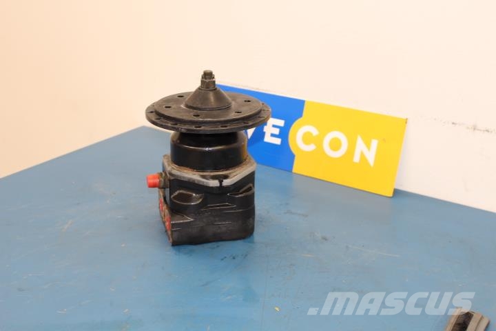 Volvo L150E HYDRAULMOTOR مشعات