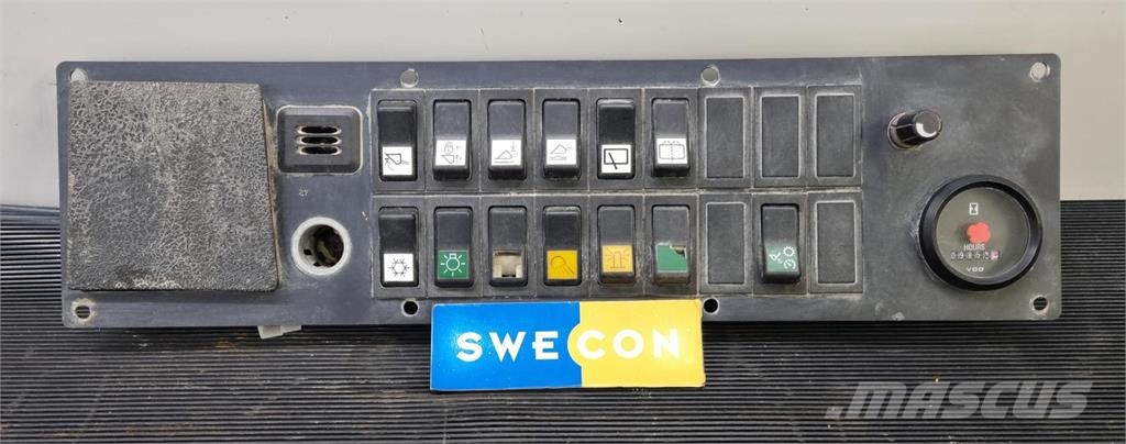Volvo L150E PANELPLÅT Kabinos ir interjeras