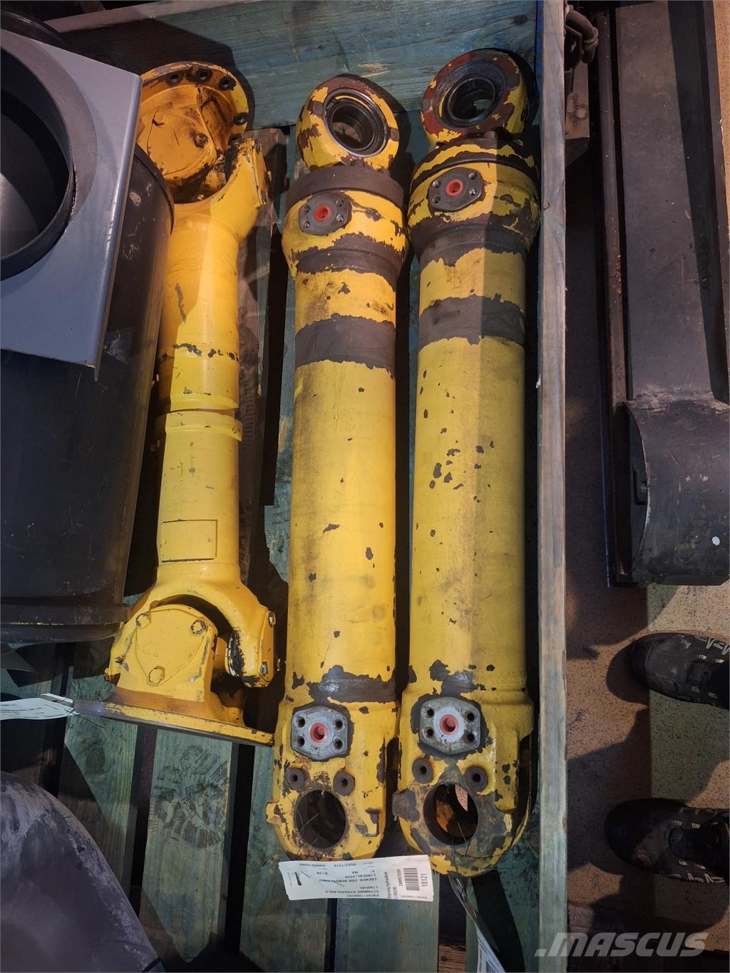 Volvo L180CHL STYRCYLINDER Andre komponenter