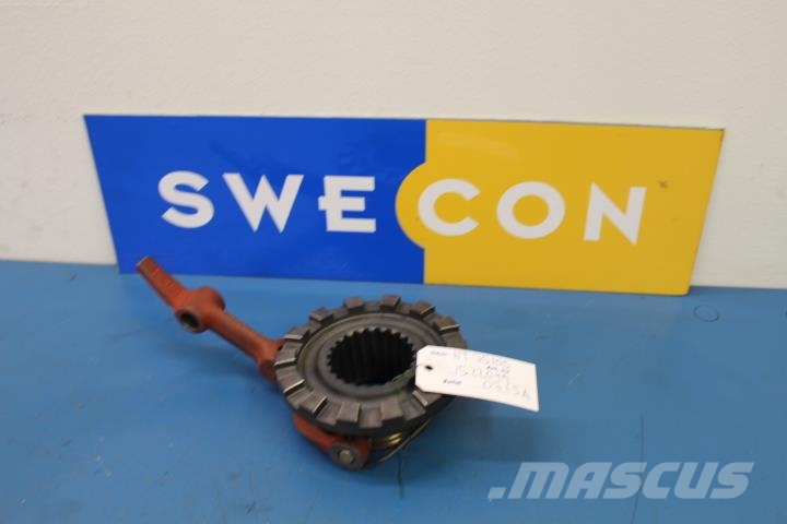 Volvo L180DHL Framaxel diffspärrmanövr. Assen