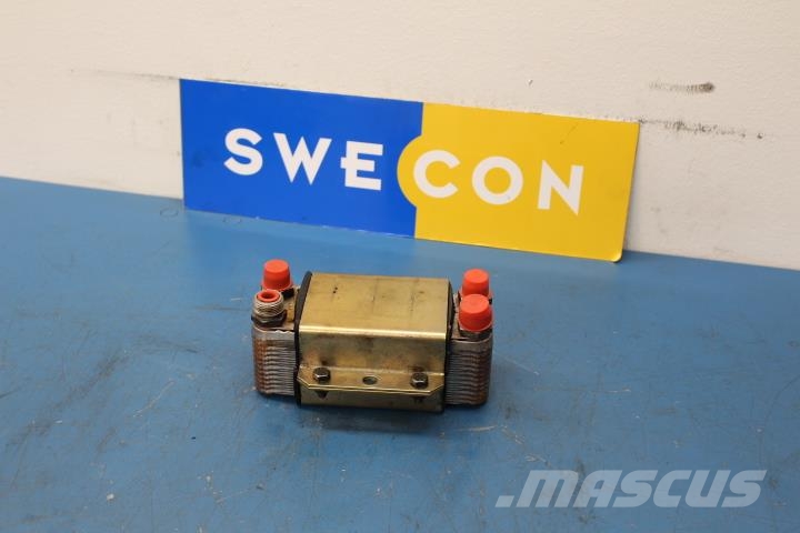 Volvo L180E AXELOLJEKYLARE Other components